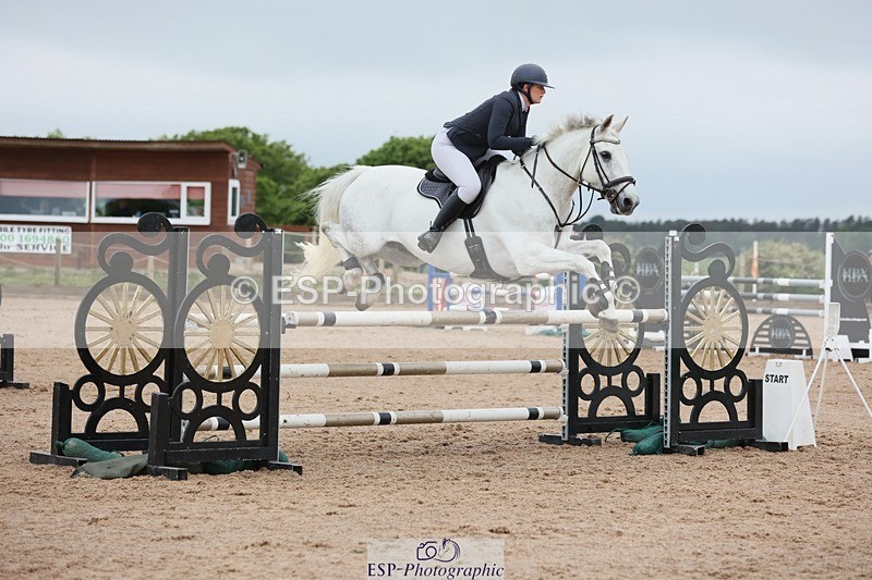 250524-093053-03824 - Cls 13  A&B 1.05m & 1.10m open