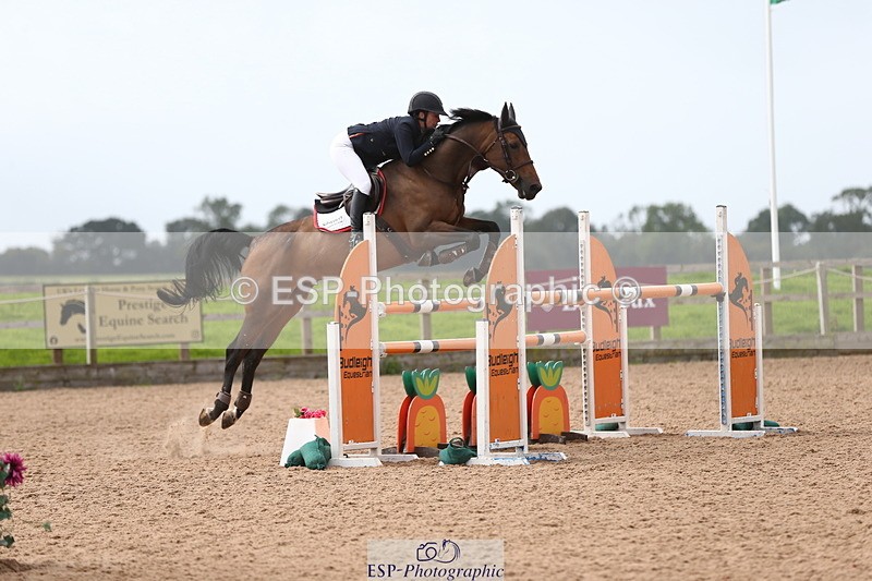 230812A-121209-08884 - Cls 32 Foxhunter