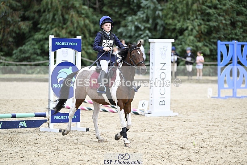 250820A-131637-07024 - Round 1, Start to 1.30pm Break