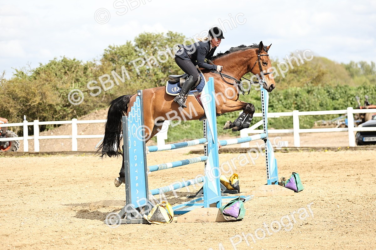 SBM_001358 - Class 4 - Senior Newcomers - 1.10m