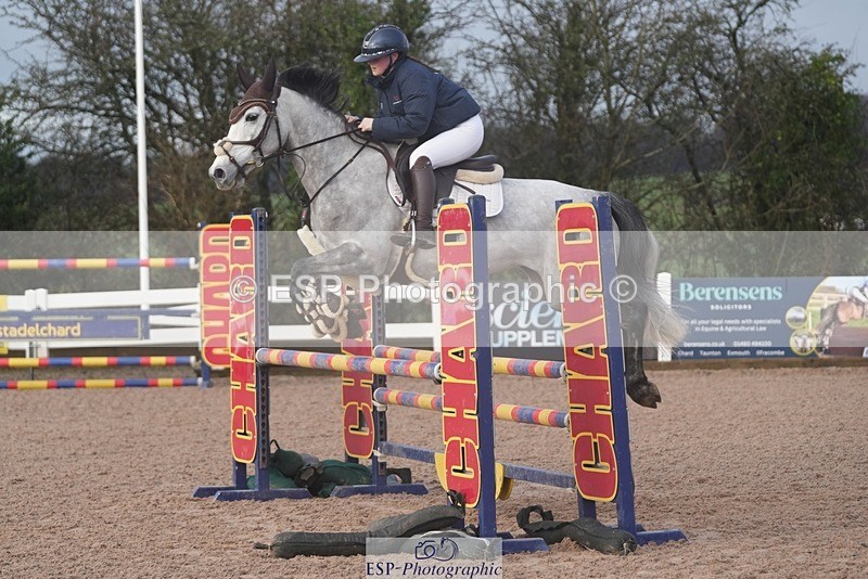 260201-102058-03052 - Cls 16 British Novice and 90cm