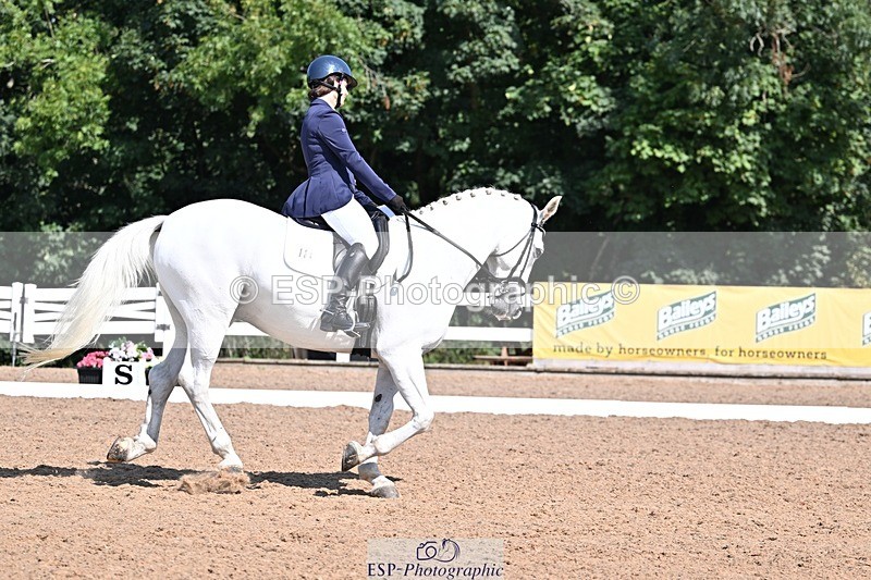 250816-111200-03674 - 135-Clare.BrownTommie.Too