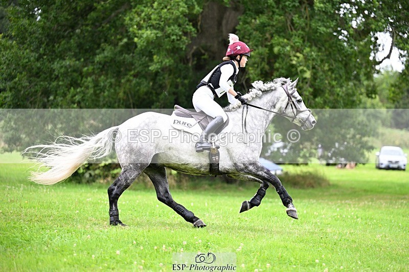 240803-122949-04057 - 074-Claudia_Groves-QUICKSILVER