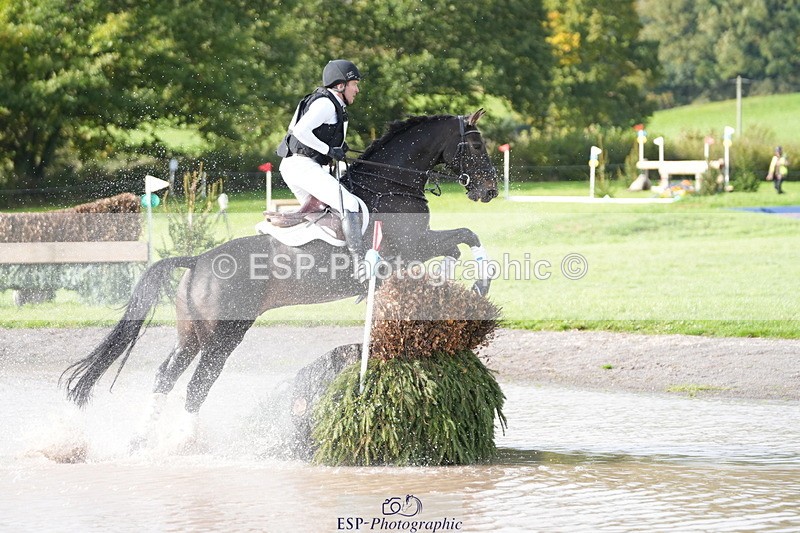 251024A-132823-11127 - B-168-John.Westmore