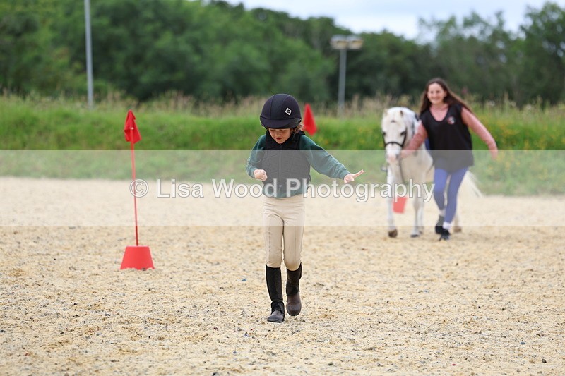 3E7A0003 - Egg and Spoon