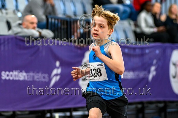 Age26SUN-927598 - Track Male Set One