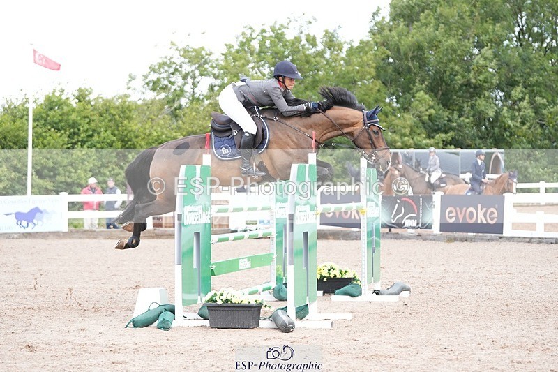 250720-091047-18083 - Cls16, 1 Star Silver Tour Accumulator