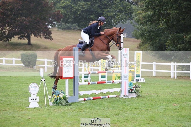 250830A-130416-06538 - Cls 16 Snr Newcomers and 1.10m Open