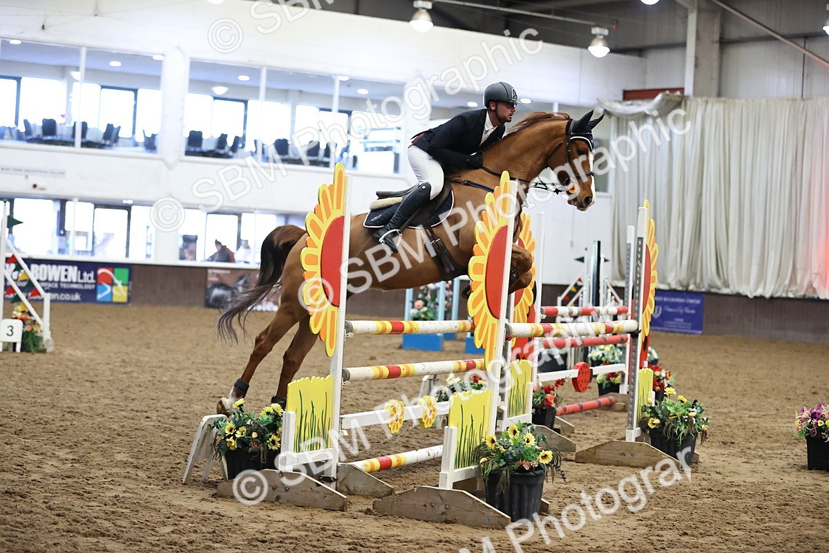 SBM_004909 - Class 16 - Senior Newcomers - 1.10m