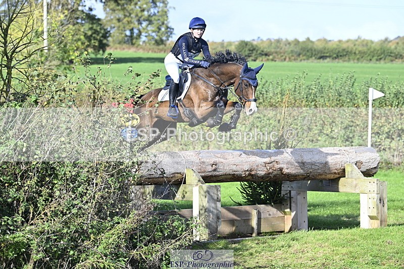 251024A-115722-08849 - B-104-Millie.Juleff