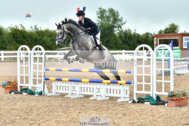 230812A-092358-07625 - Cls 25 A&B Brit nov & 90 Open