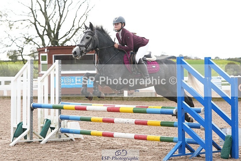 251026-120224-02300 - Cls 4 Pony Winter Novice + 80cm Open