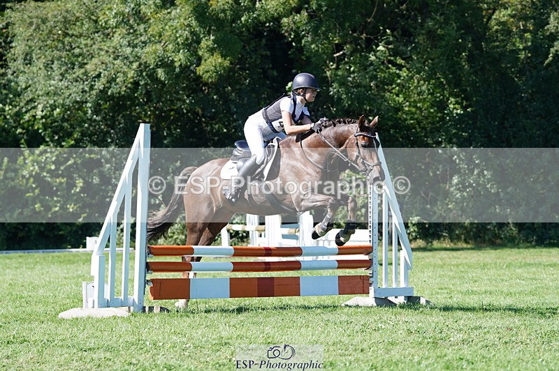 240811A-161512-06238 - 409-