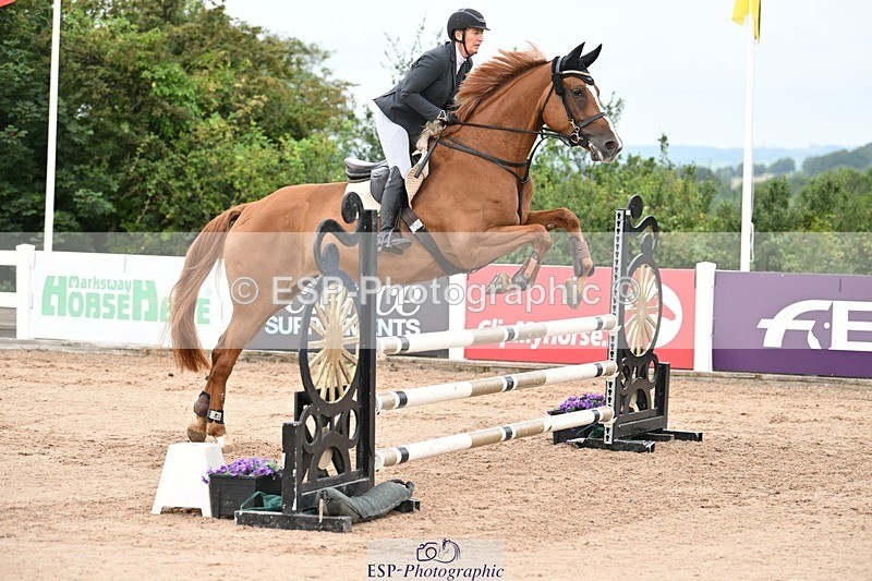 250727-092335-08796 - Cls 31 British Novice and 90cm