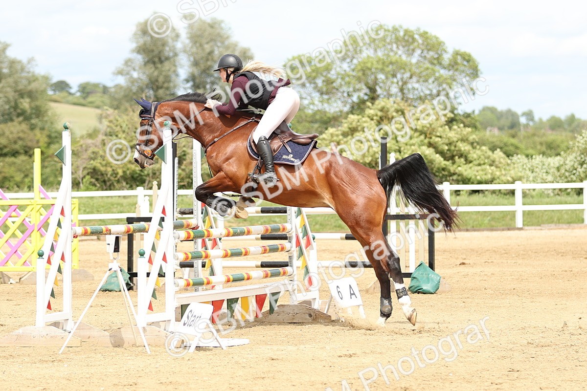 SBM_001153 - Class 4 - Senior Newcomers - 1.10m