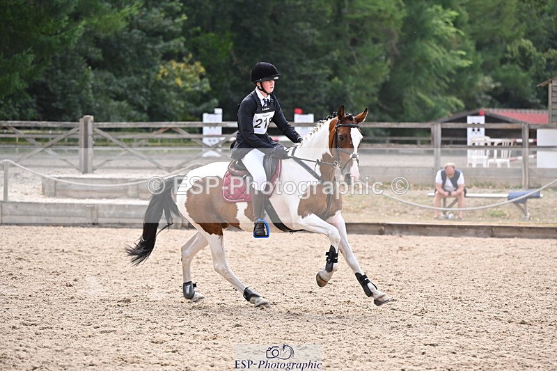 250802A-160435-06572 - E-218-Charlie.Wilson-RUBIX.SKUBIX