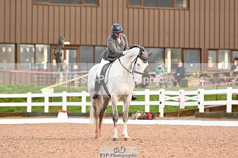 240218A-105903-06250 - 133-Katharine.Lewis-SLS.Maurits