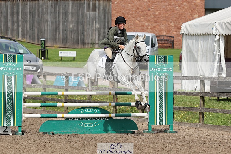 240804-102449-11040 - 411-Kim_Parker-ASHFORD_CLEAVE_ITS_PHENOMENAL