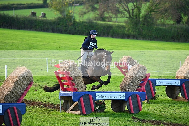 251025A-155253-21498 - G-578-Lucy.Hemmings