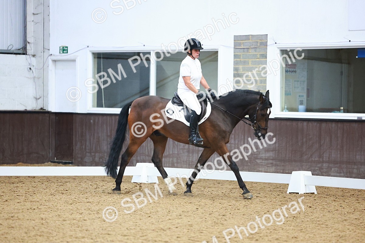 0B8A9094 - Class 6 - Novice 3