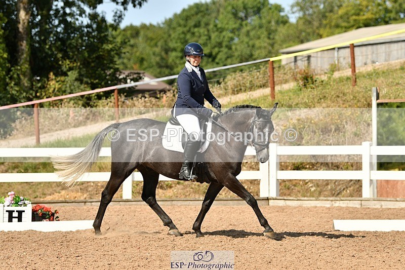 250817-160250-11448 - 206-Mel.NorthwoodBarnridge.Flying.Solo