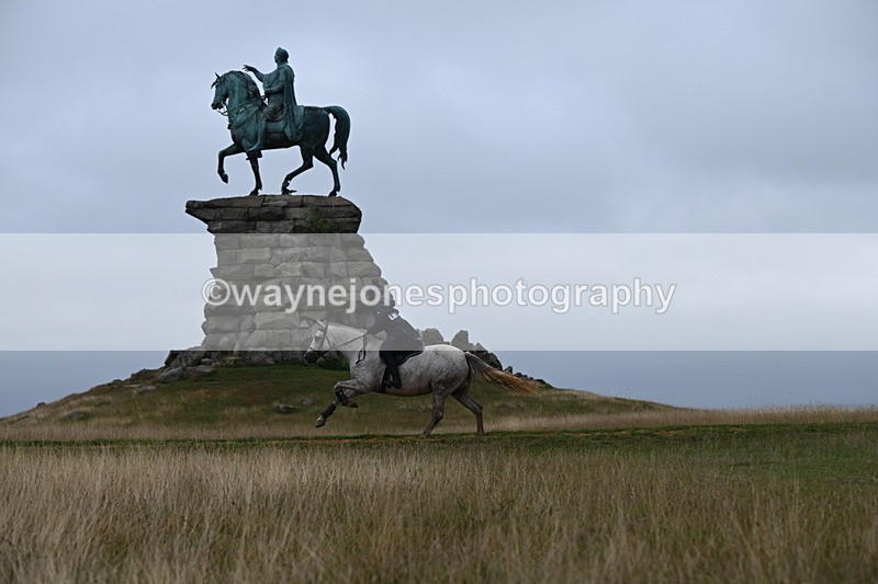 DSC_0451 - Time at Statue 09:51 to 10:54