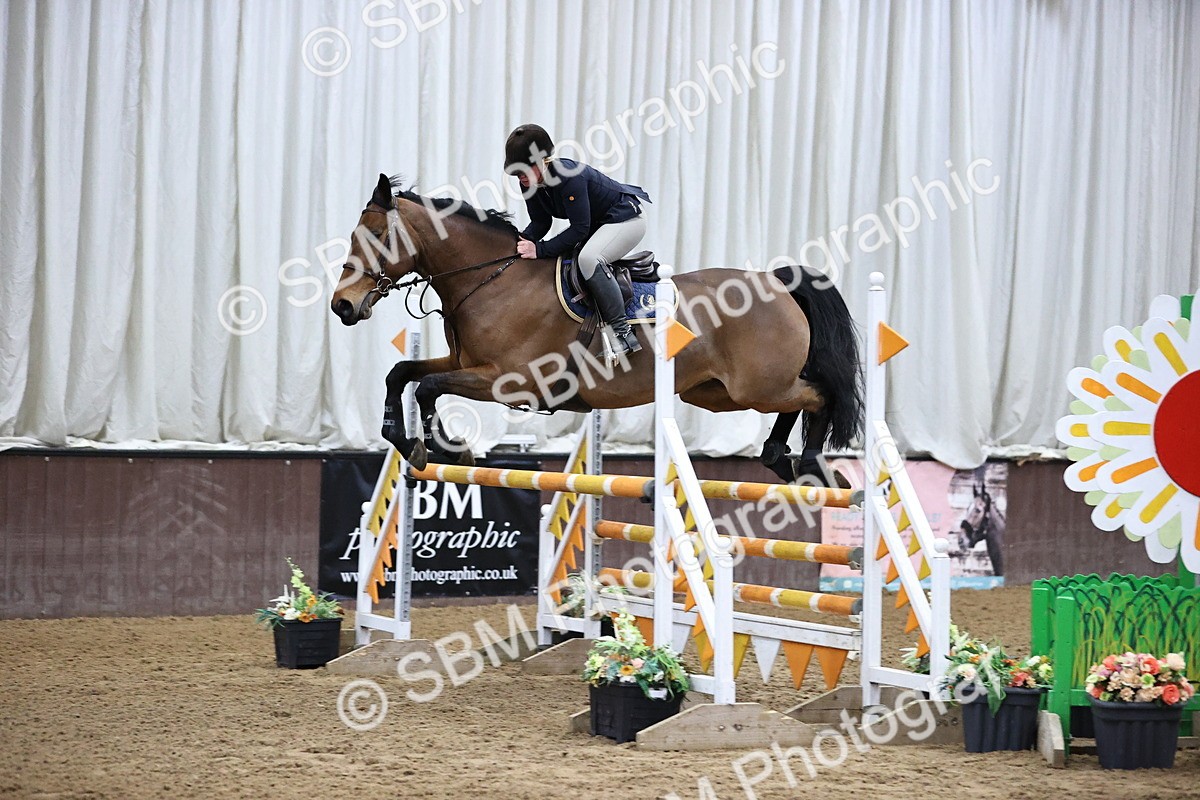 SBM_001459 - Class 4 - Senior Newcomers - 1.10m Open