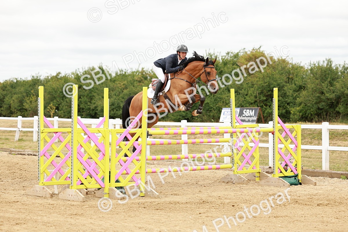 SBM_017657 - Class 21 - Senior Newcomers Championship 2d Rd