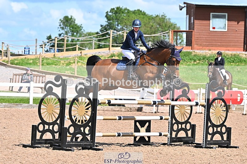 240619A-153541-00875 - Cls 5 Snr Foxhunter and 1.20m Open