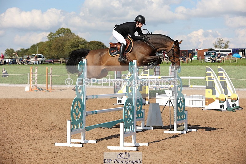 230915A-145921-02856 - Cls 5 National 1.40m