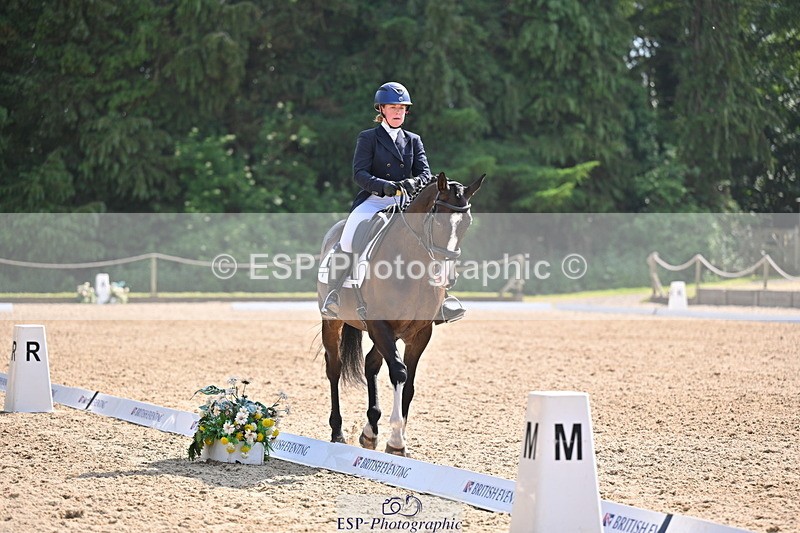 250523A-161005-08195 - A-060-Sophie.Wildern-CARTOON.HERO