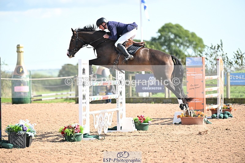 240913A-150632-05003 - Cls 17 National 1.30m Open