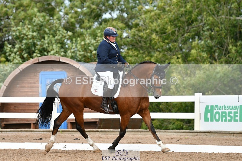 250906-112104-00975 - 041-Victoria.BradfordKenniford.flash.dancer