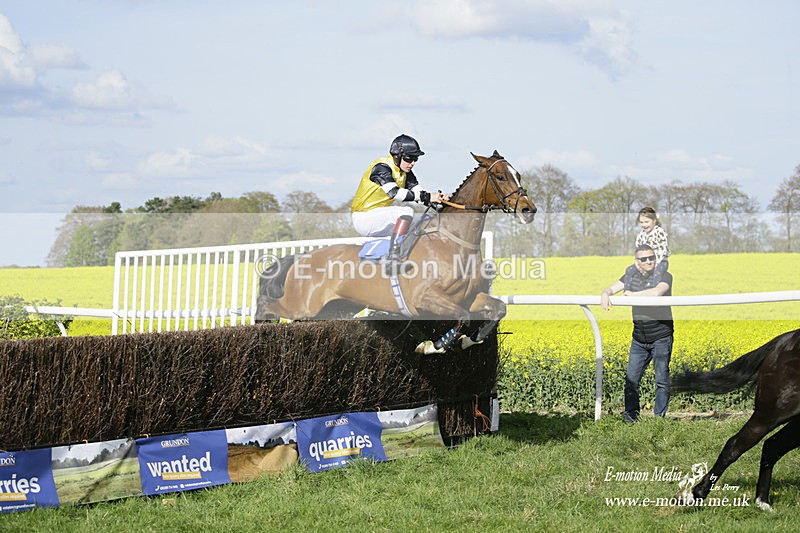 PtP 180422 395 - Old Berkshire PtP Lockinge 18/04/22