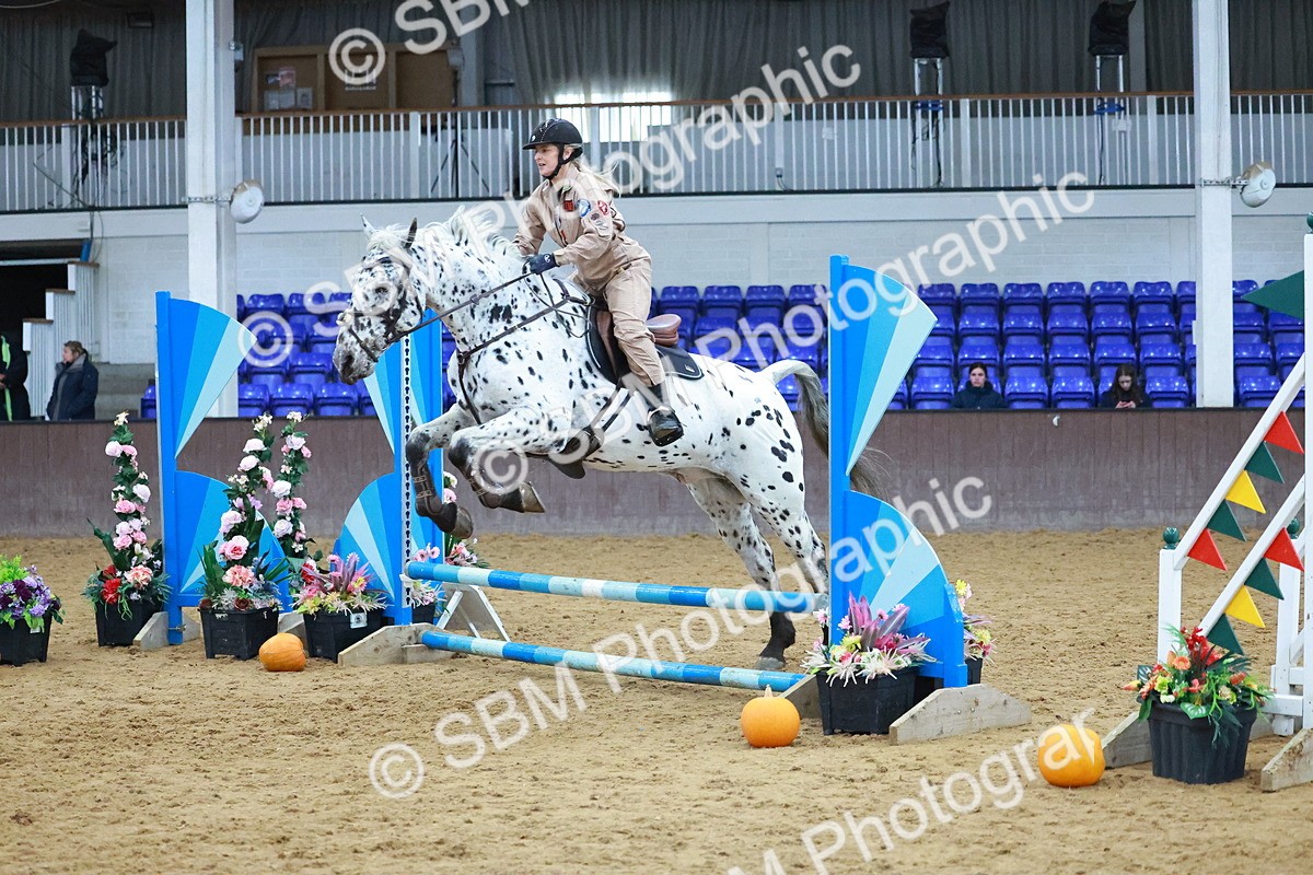 SBM_003196 - Class 4 - Pairs