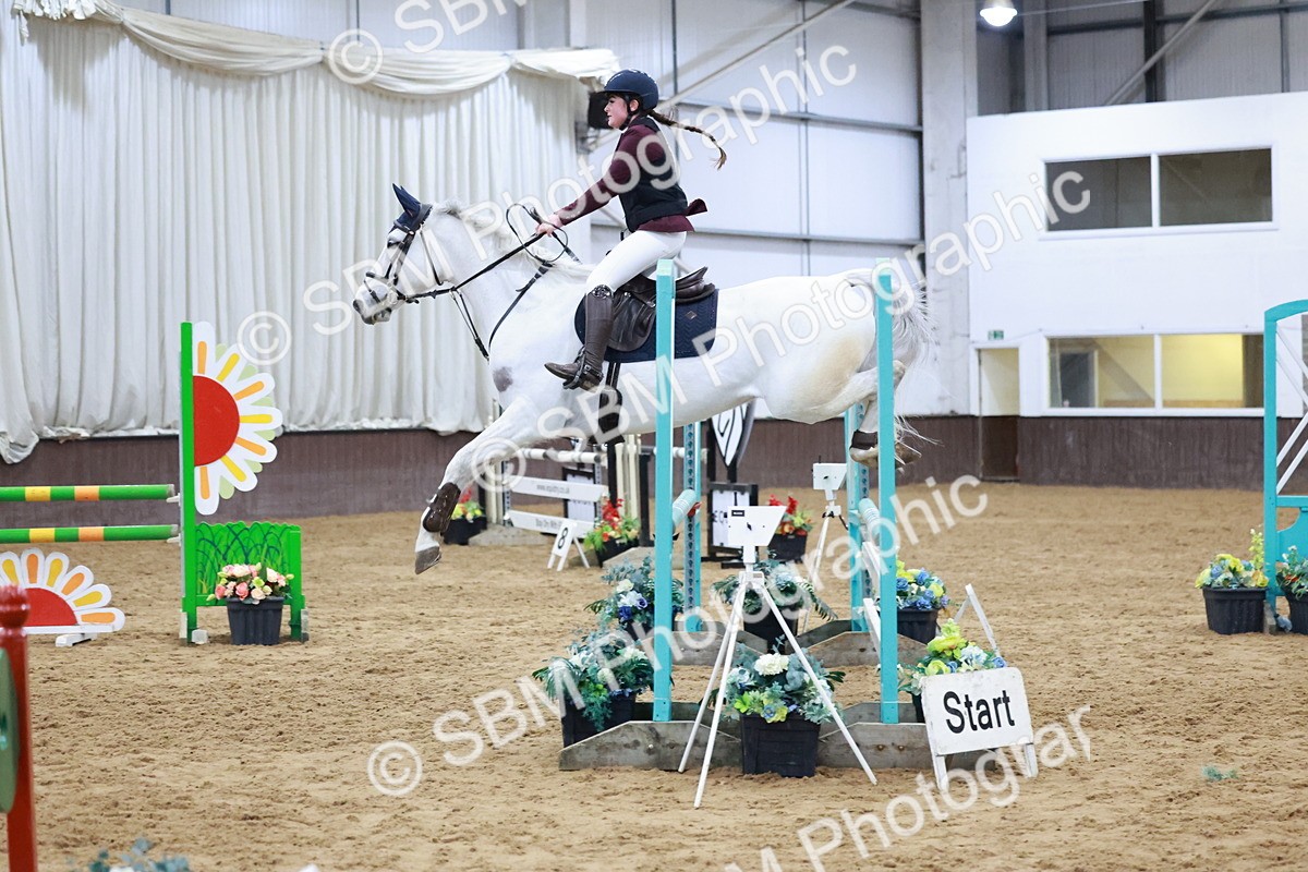 SBM_007595 - Class 24 - Nupafeed Supplements Senior Discovery/ 1m Open