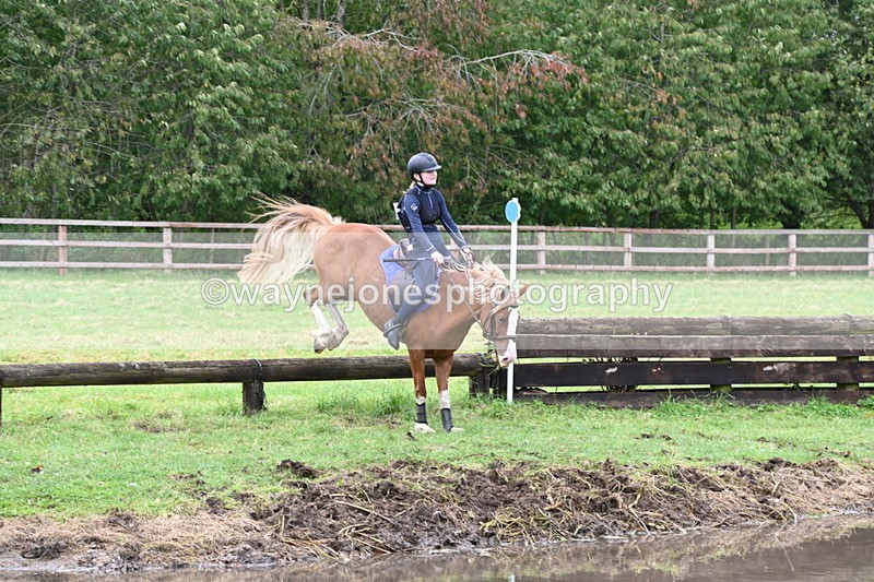 WJ6_5842 - Time at Photographer 12:31 to 12:40