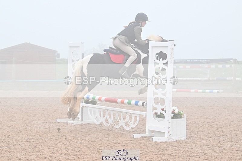 240506A-090749-07967 - Cls 1 Pony Intro 70cm