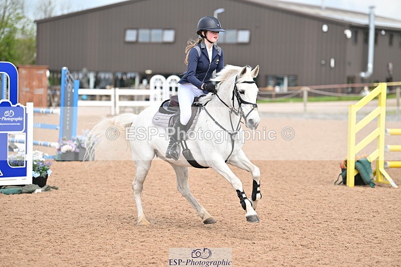 240506A-113955-08553 - Cls 4 Blue Chip Pony Newcomers & 1m Open