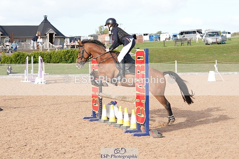 260926-161729-01398 - Cls 13 70cm Speed Derby