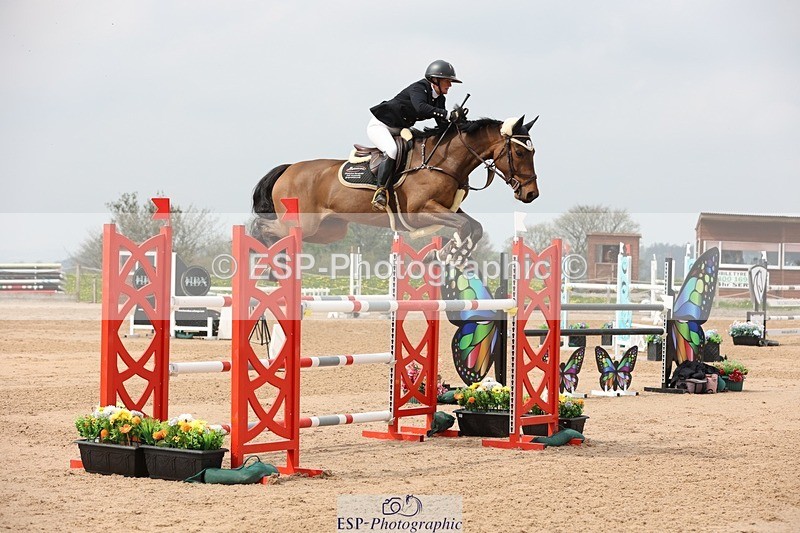 250424-115025-05080 - Cls 1 - 2 Star Small Tour