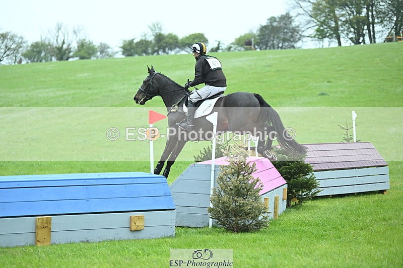 250418-110822-01985 - 061-Gubby.Leech-JUST.SPOTLESS