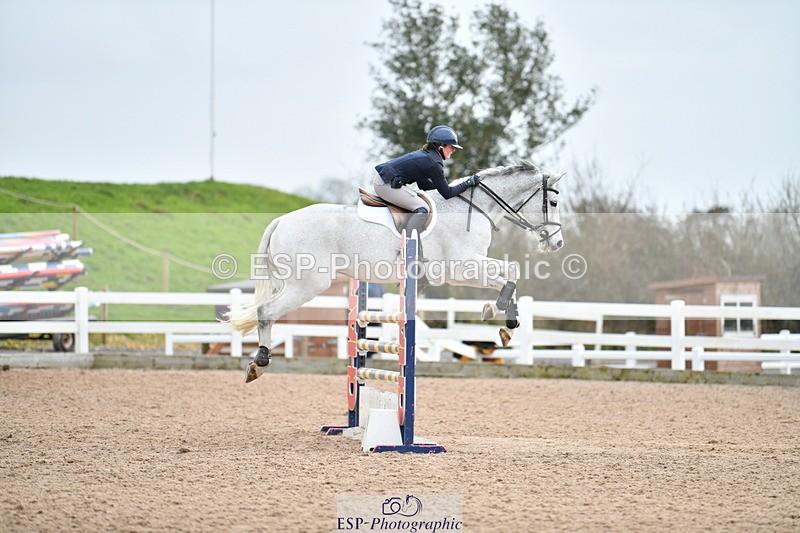 240124A-125025-00559 - Cls 3 Newcomers & 1.10m Open