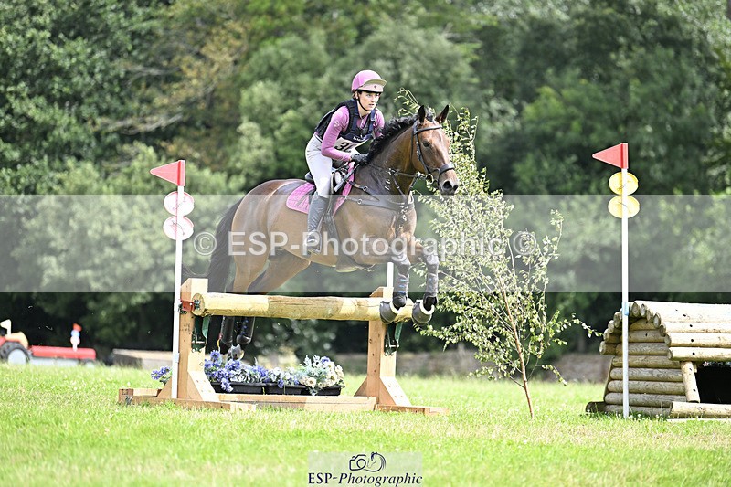 240804-120529-12528 - 367-Florrie_Ball-POLMARK_JAY_WALK