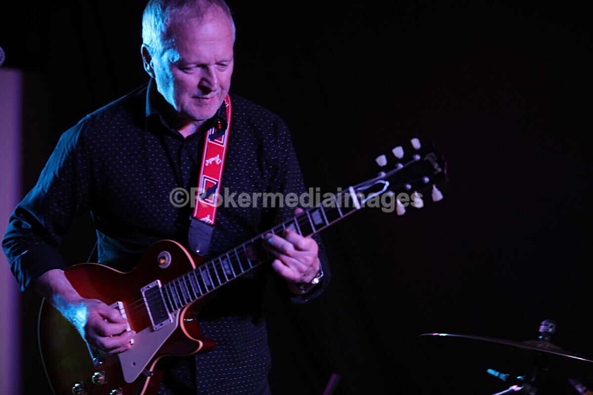 FOLK N BLUES-651 - FOLK and BLUES SEPT 2022