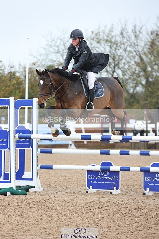 231112A-131401-04340 - Cls 20 Newcomers & 1.10m Open