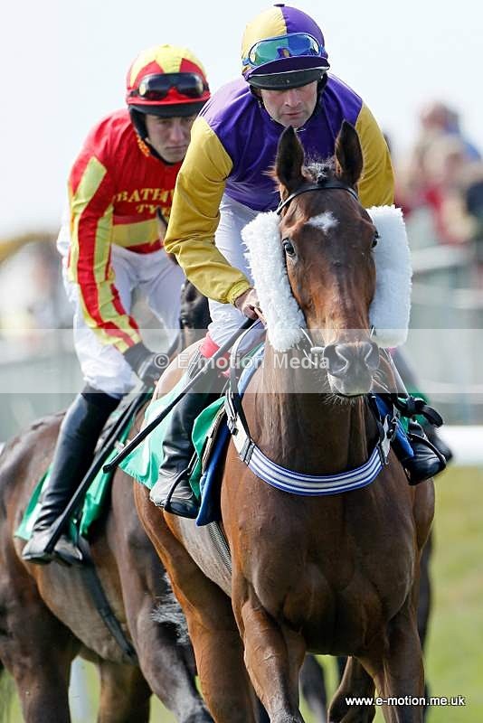  GRD 030510 114 - Guernsey Race Day 03/05/10