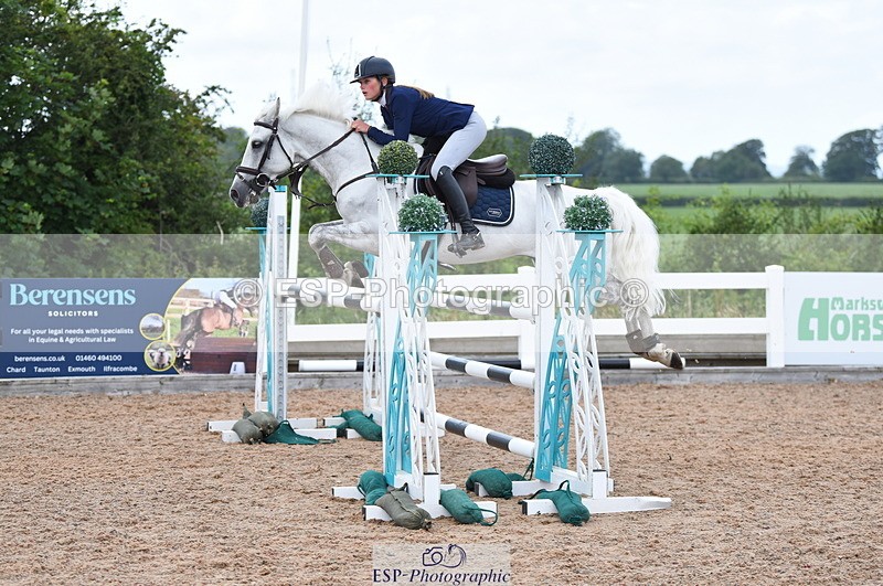 230715A-150618-01626 - Cls 7 1.15m Members Cup