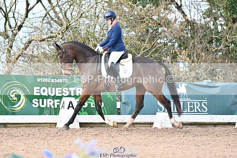 240218A-112824-06700 - 207-Charlotte.Dicker-Time.to.Fly.II