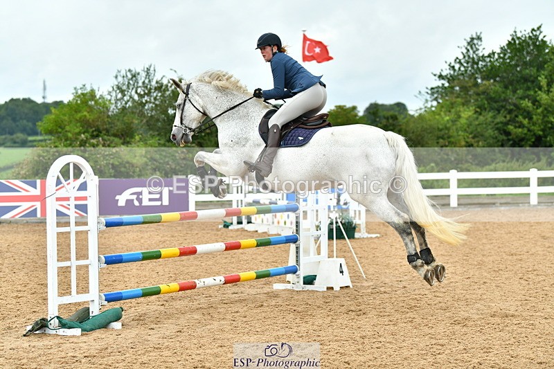 230730A-144715-10454 - Cls 35 1.05m Amateur Quali